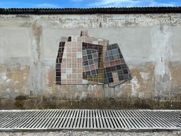 Window/Mirror/Horizon No. 5 (Right Handed)