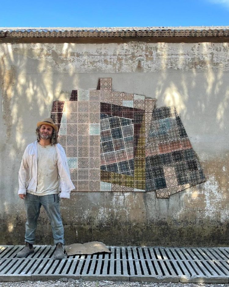 tile front image